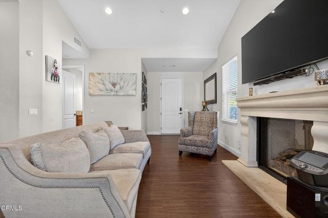 8514 Morningstar Lane, Canoga Park, CA 91304