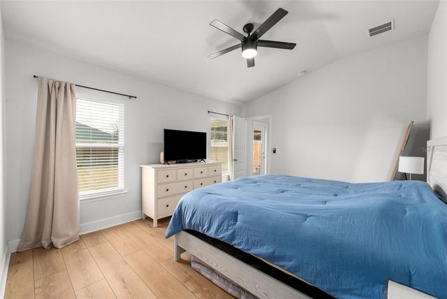 25093 SW 23RD ROAD, Newberry, FL 32669