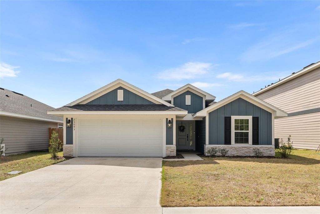 25093 SW 23RD ROAD, Newberry, FL 32669