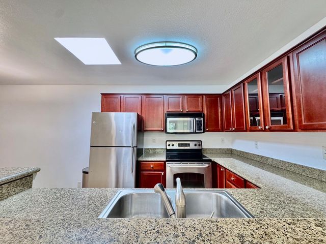 476 Dempsey Road 277, Milpitas, CA 95035
