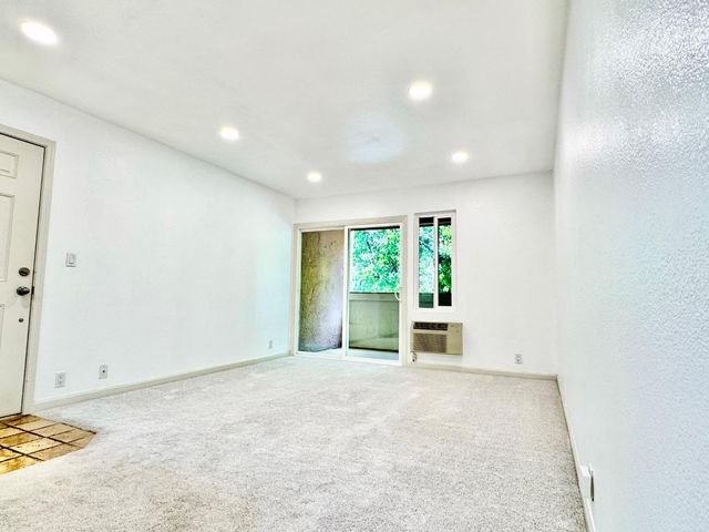 476 Dempsey Road 277, Milpitas, CA 95035