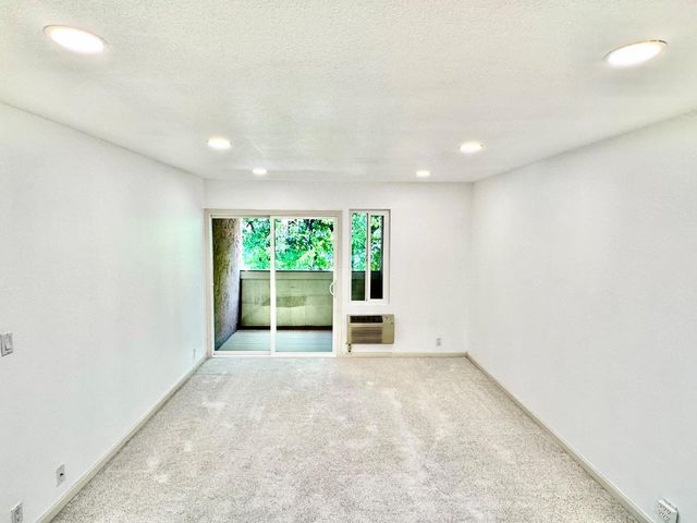 476 Dempsey Road 277, Milpitas, CA 95035