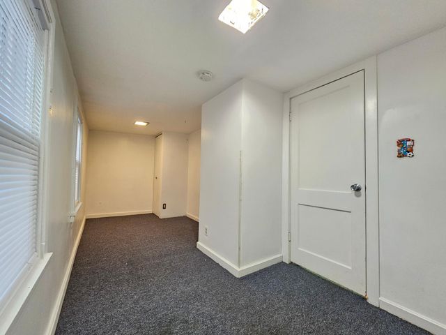 1836 Bush Avenue E, Saint Paul, MN 55119