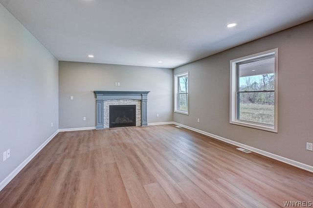 6683 Curtis Court 14, Lockport Town, NY 14094