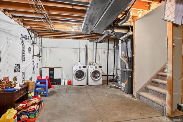 5067 Crystal Way, Denver, CO 80239