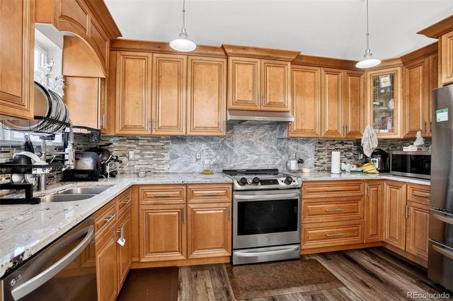 5067 Crystal Way, Denver, CO 80239