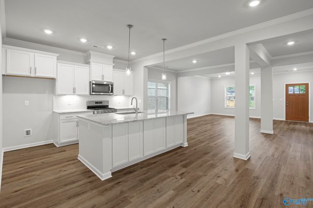 17377 Brooklawn Street, Athens, AL 35611