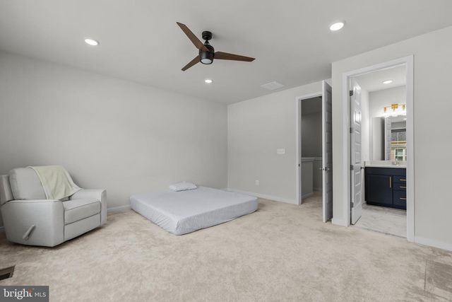 42116 WALTZ TER, Ashburn, VA 20148