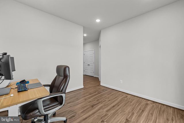 42116 WALTZ TER, Ashburn, VA 20148