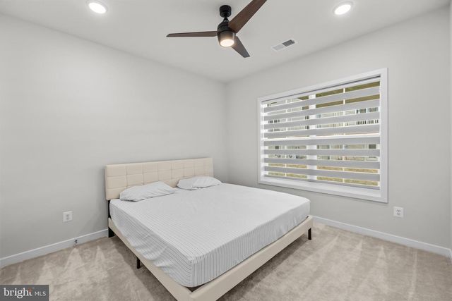 42116 WALTZ TER, Ashburn, VA 20148
