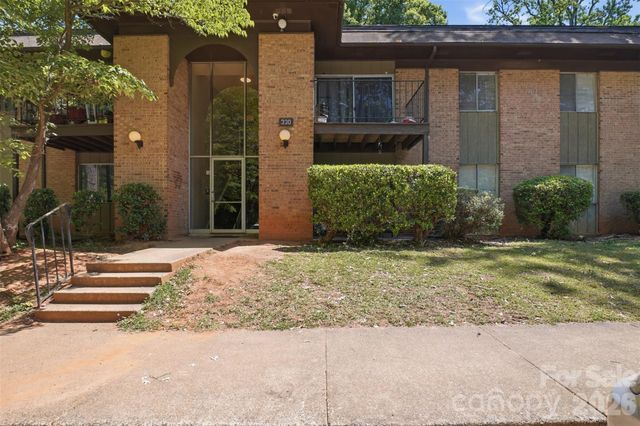 330 Orchard Trace Lane 8, Charlotte, NC 28213