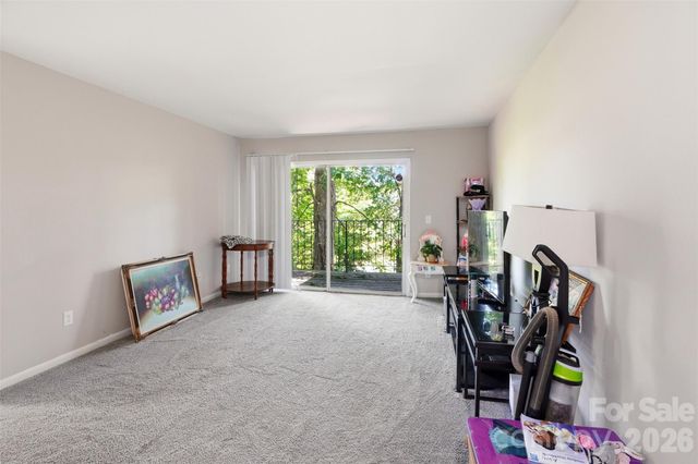 330 Orchard Trace Lane 8, Charlotte, NC 28213