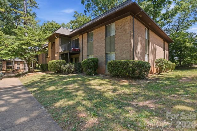 330 Orchard Trace Lane 8, Charlotte, NC 28213