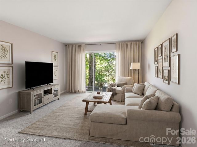330 Orchard Trace Lane 8, Charlotte, NC 28213