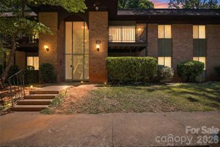 330 Orchard Trace Lane 8, Charlotte, NC 28213