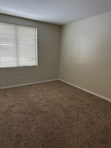 1121 Symphony Drive, Aurora, IL 60504