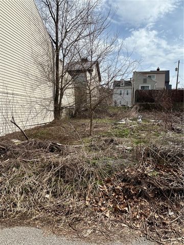 0 LOVITT, Spring Garden, PA 15212