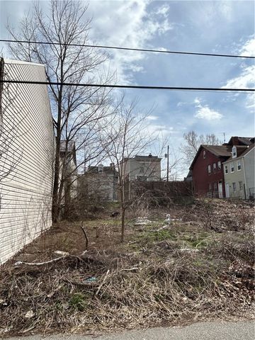 0 LOVITT, Spring Garden, PA 15212