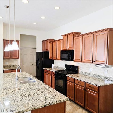 5137 Hartwell Lane, Brunswick Hills, OH 44212