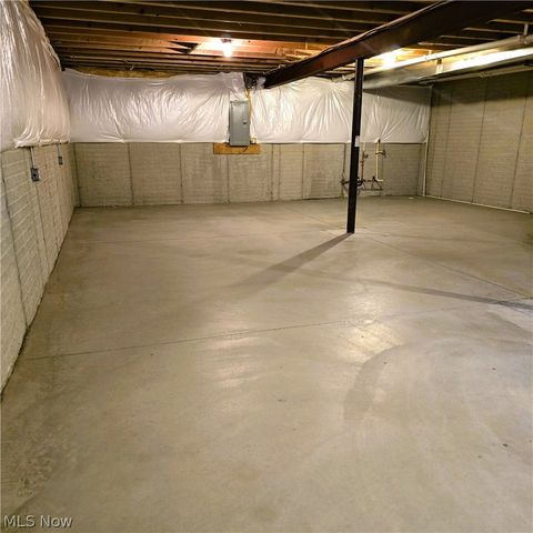 5137 Hartwell Lane, Brunswick Hills, OH 44212