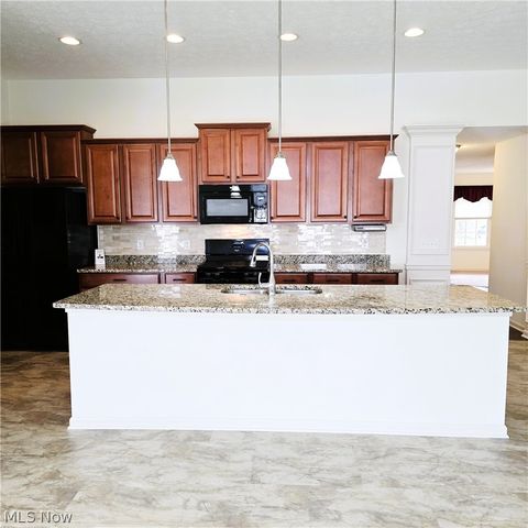 5137 Hartwell Lane, Brunswick Hills, OH 44212