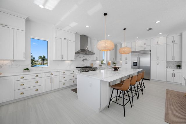 11460 7TH STREET E, Treasure Island, FL 33706