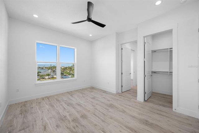 11460 7TH STREET E, Treasure Island, FL 33706