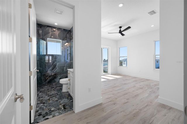 11460 7TH STREET E, Treasure Island, FL 33706