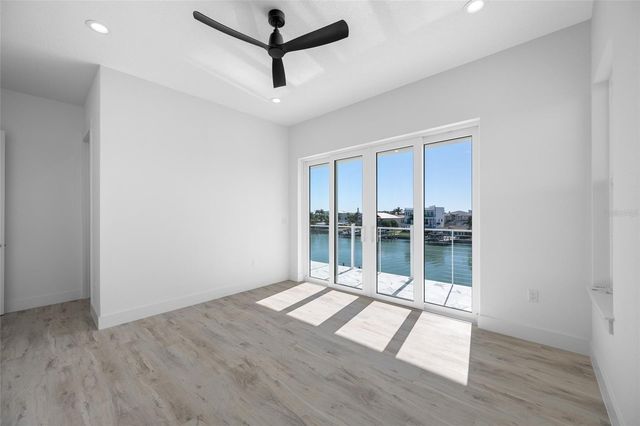 11460 7TH STREET E, Treasure Island, FL 33706