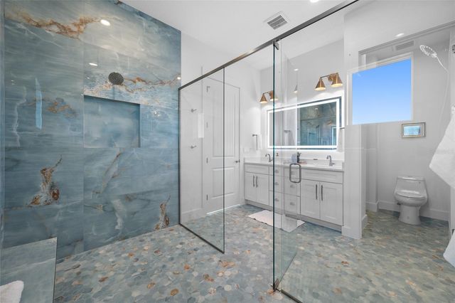 11460 7TH STREET E, Treasure Island, FL 33706