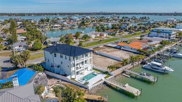 11460 7TH STREET E, Treasure Island, FL 33706