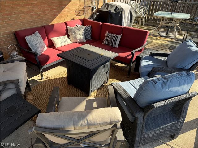 28575 Holly Drive, North Olmsted, OH 44070