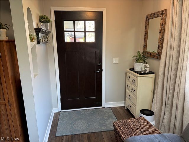 28575 Holly Drive, North Olmsted, OH 44070