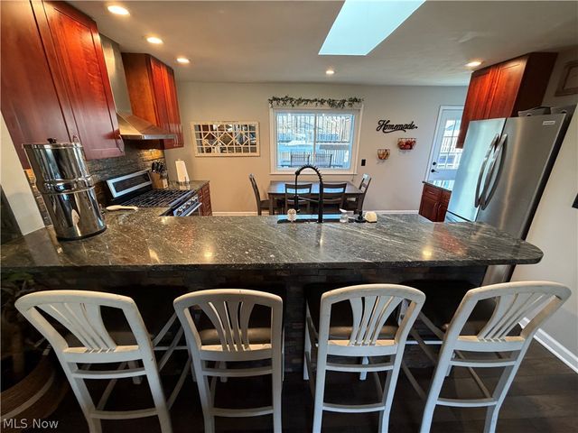 28575 Holly Drive, North Olmsted, OH 44070