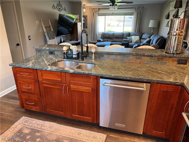 28575 Holly Drive, North Olmsted, OH 44070