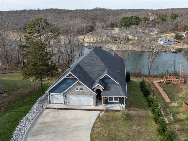 4 Partney Circle, Bella Vista, AR 72715