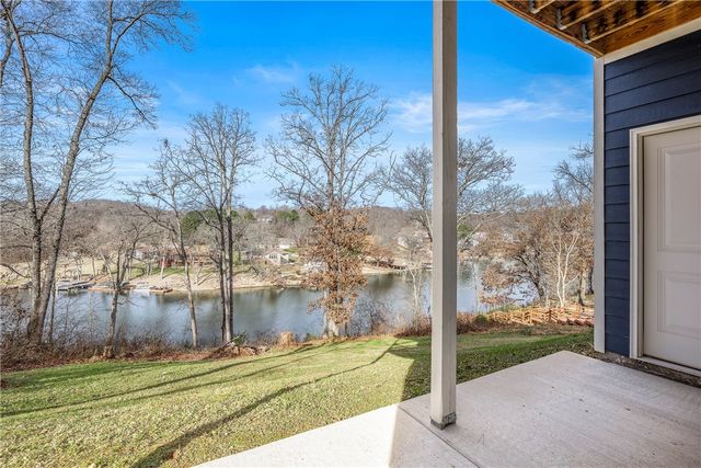 4 Partney Circle, Bella Vista, AR 72715