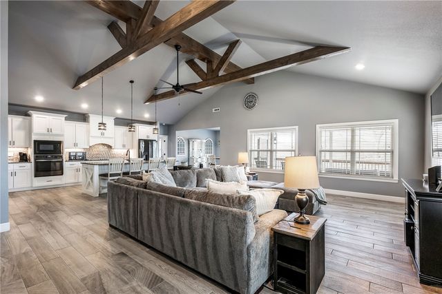 4 Partney Circle, Bella Vista, AR 72715