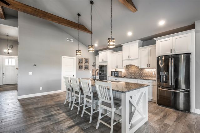 4 Partney Circle, Bella Vista, AR 72715