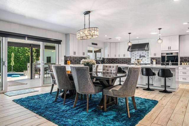 43170 Warner Trail, Palm Desert, CA 92211