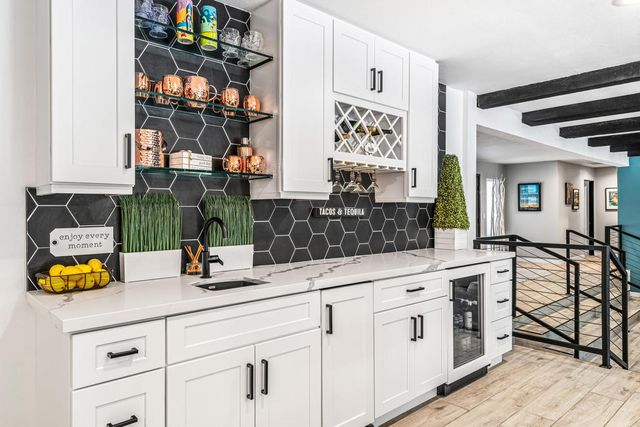 43170 Warner Trail, Palm Desert, CA 92211