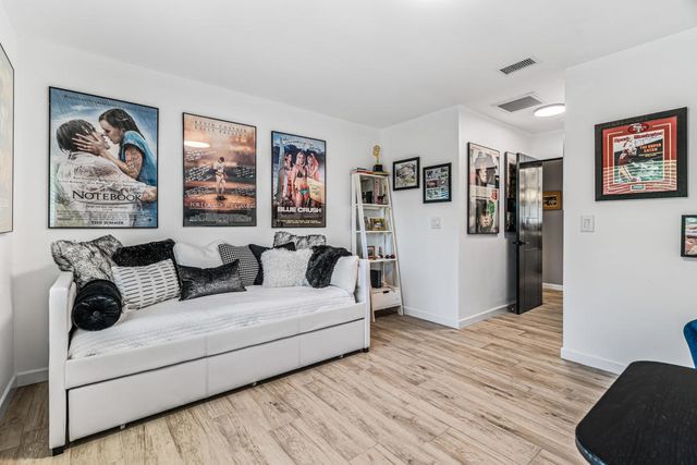 43170 Warner Trail, Palm Desert, CA 92211