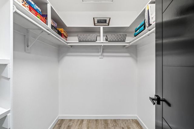 43170 Warner Trail, Palm Desert, CA 92211