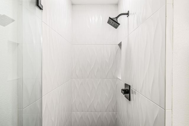 43170 Warner Trail, Palm Desert, CA 92211