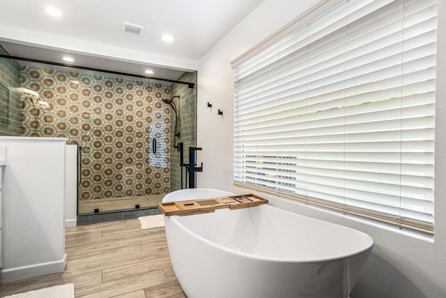 43170 Warner Trail, Palm Desert, CA 92211