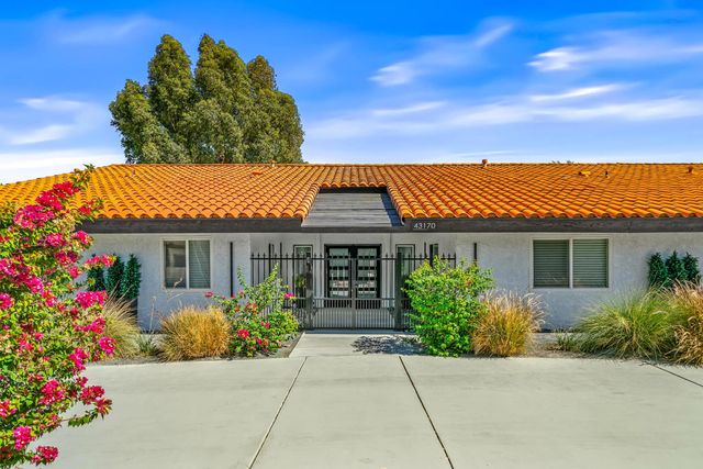 43170 Warner Trail, Palm Desert, CA 92211