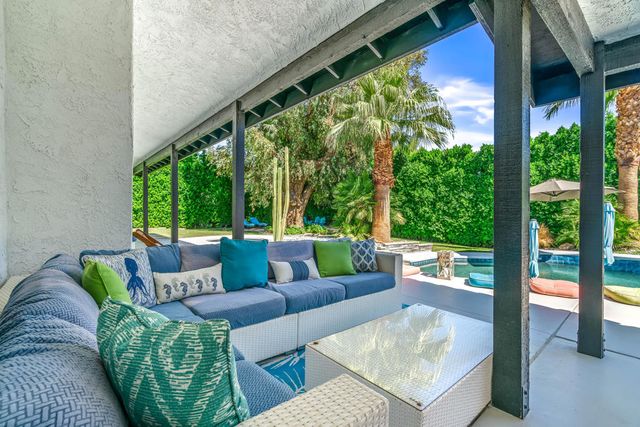 43170 Warner Trail, Palm Desert, CA 92211