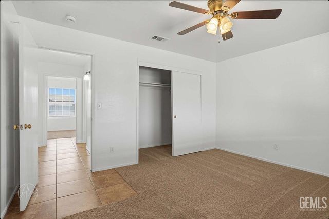 8005 Snowbird Street, Bakersfield, CA 93307