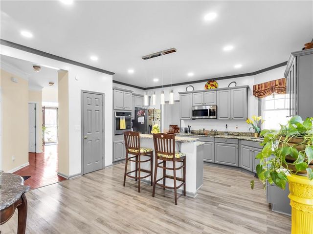 2354 Brentmoore Point, Conyers, GA 30013