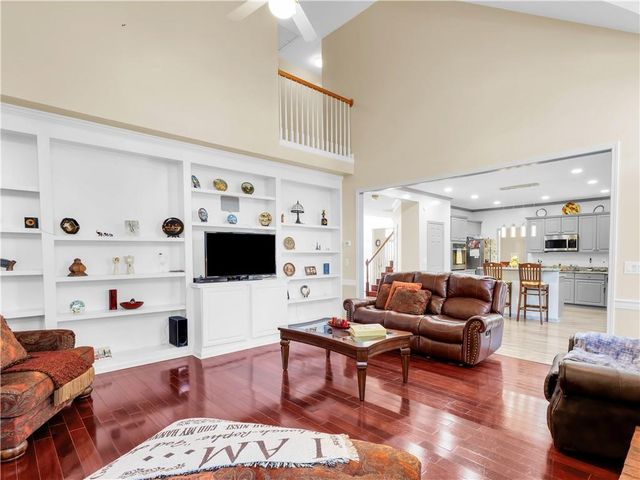 2354 Brentmoore Point, Conyers, GA 30013